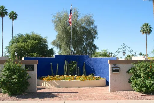 Villa Monterey Recreational Association logo